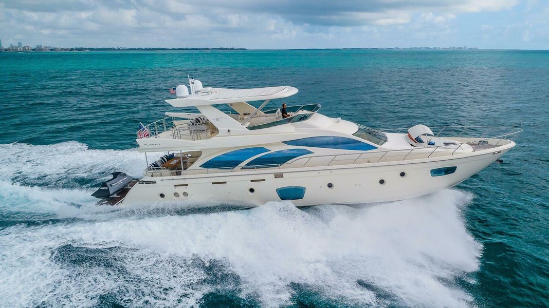 2010 Azimut 75