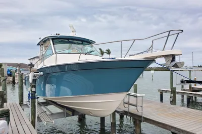 Grady-White Express 330