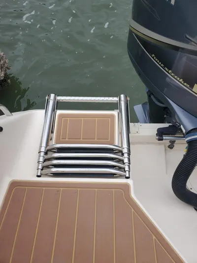 Rising Sun Yacht Photos Pics 