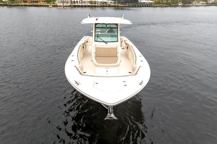 2023 Boston Whaler 330 Outrage