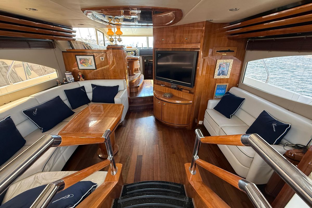 2008 Pearl 53 