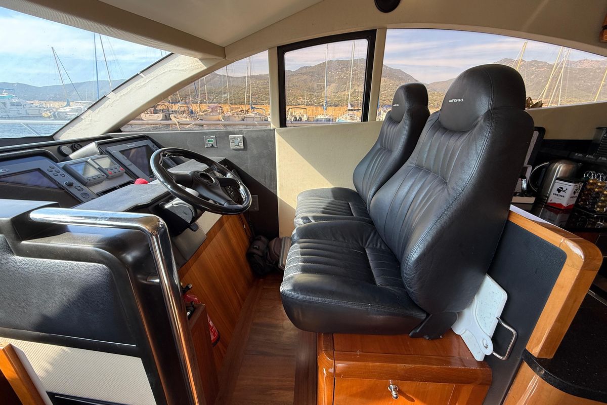 2008 Pearl 53 