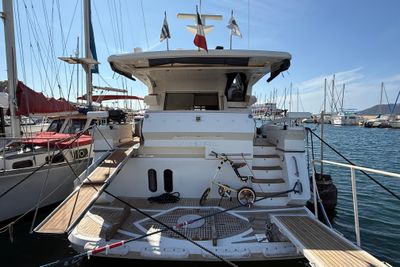 Yacht