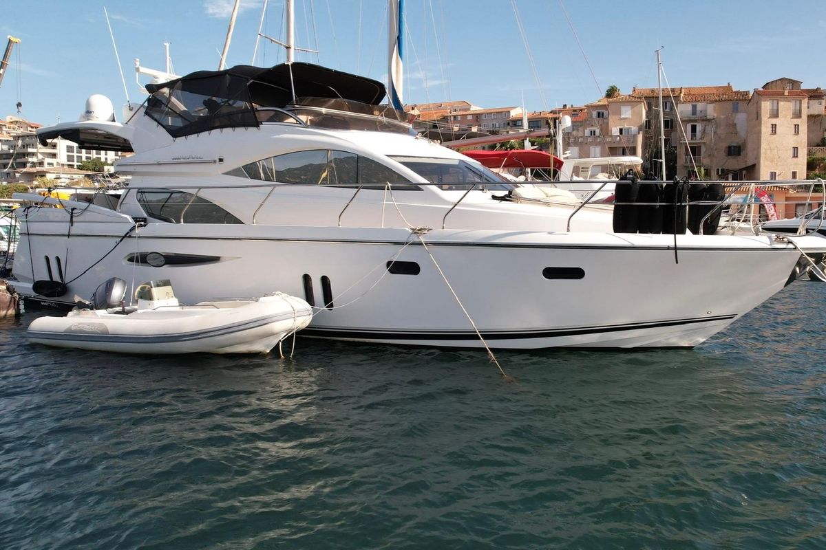 2008 Pearl 53 