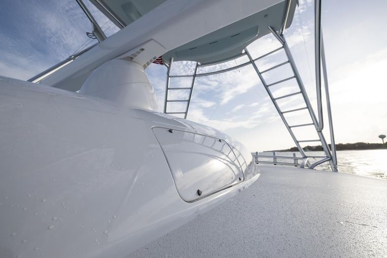 2020-61-custom-carolina-f-amp-s-61-hardtop-express-sportfish