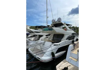 2008 Azimut 55