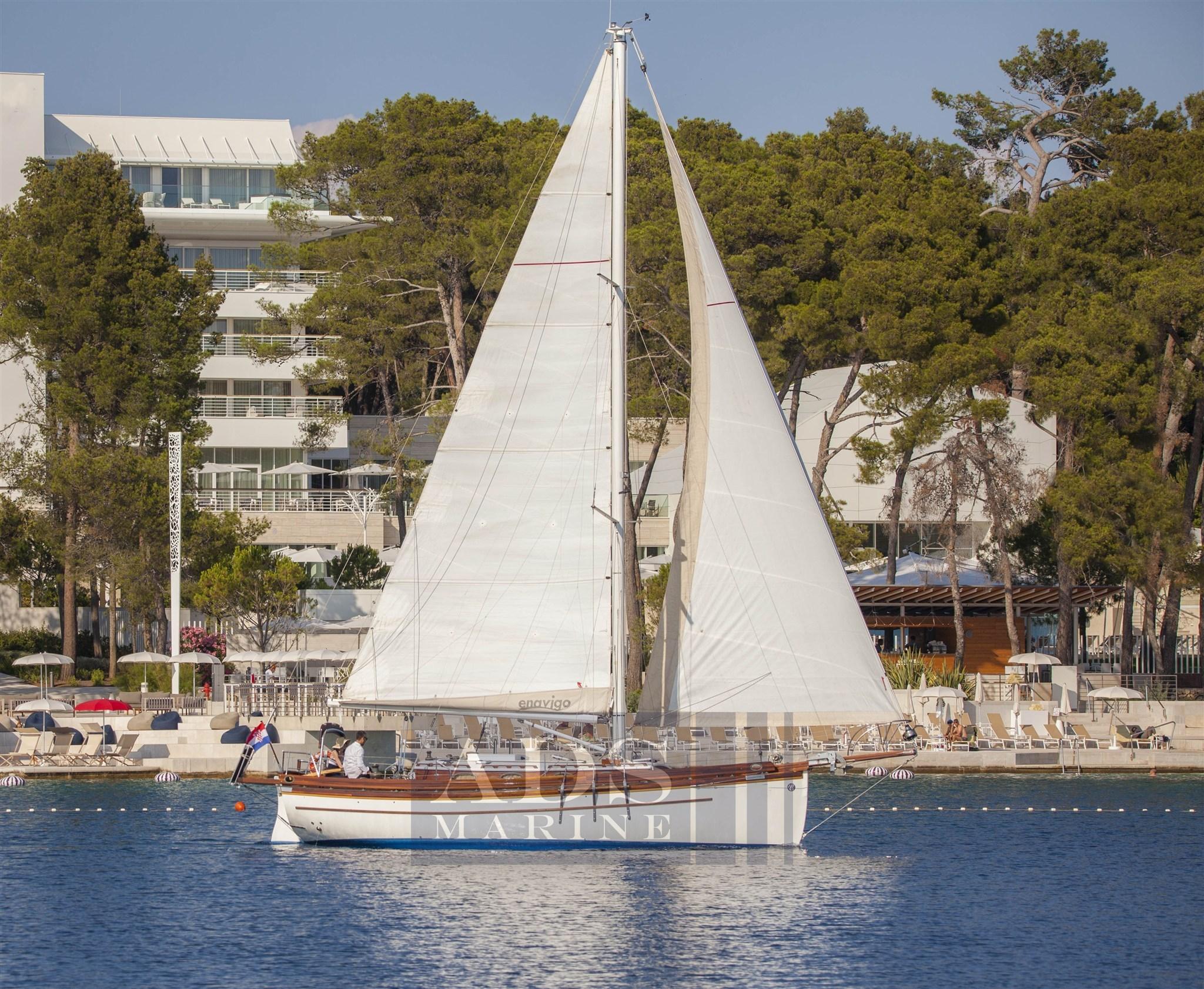 2008 Custom Enavigo Cutter