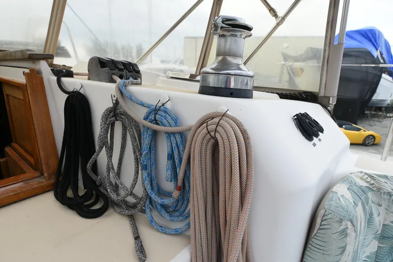 Makasi Yacht Photos Pics Tartan 4100 sailboat deck with ropes and winch, 2008 model.