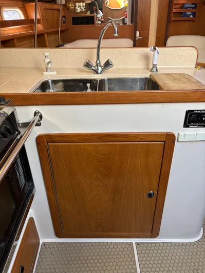 Renaissance Yacht Photos Pics 