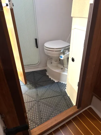 Renaissance Yacht Photos Pics 