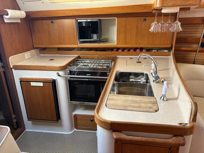 Renaissance Yacht Photos Pics 