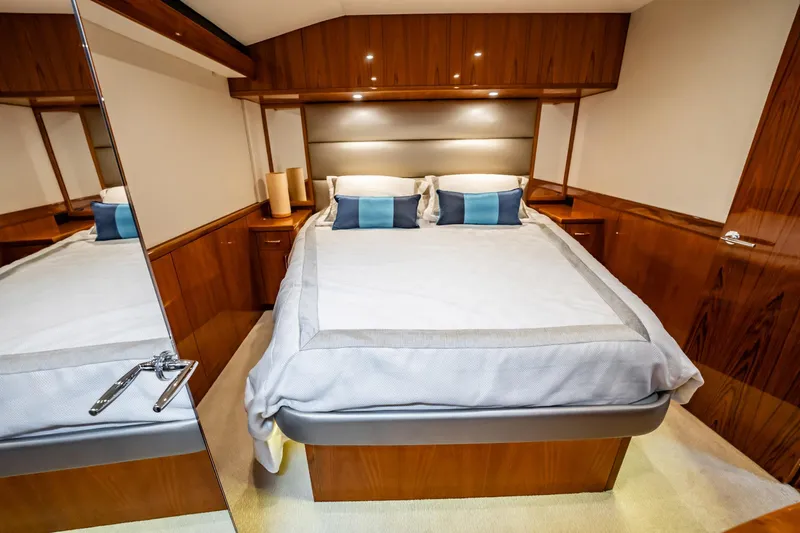 Galliot Yacht Photos Pics 