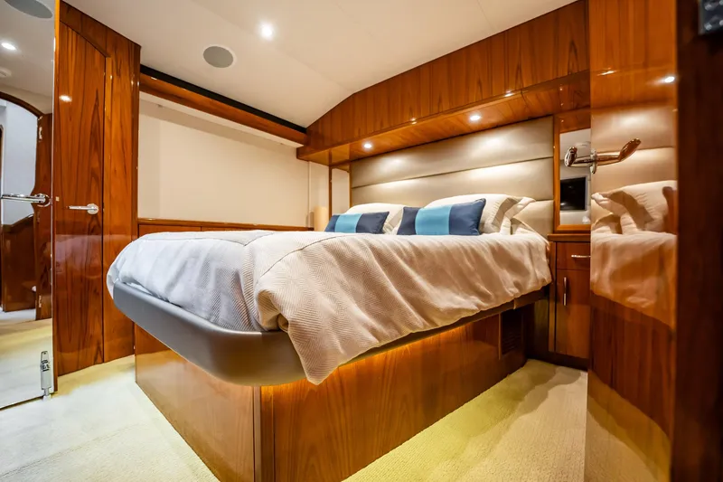 Galliot Yacht Photos Pics 