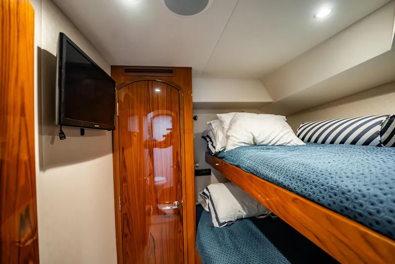 Galliot Yacht Photos Pics 