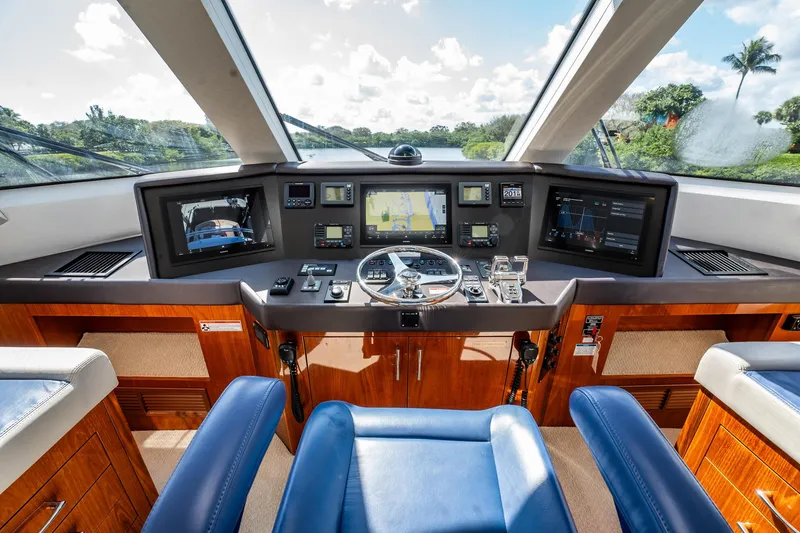 Galliot Yacht Photos Pics 