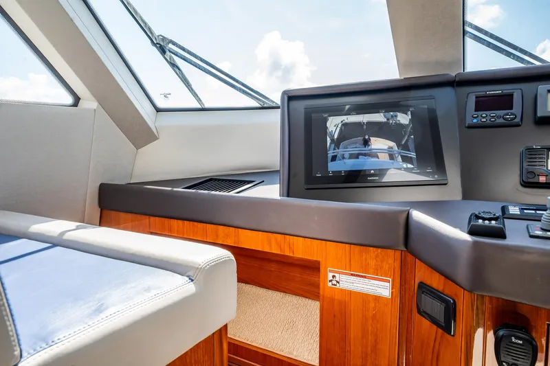 Galliot Yacht Photos Pics 