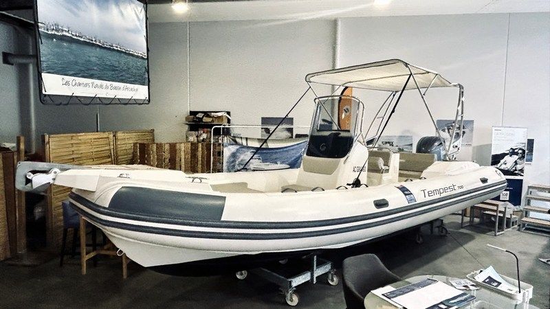 2023 Capelli Tempest 700