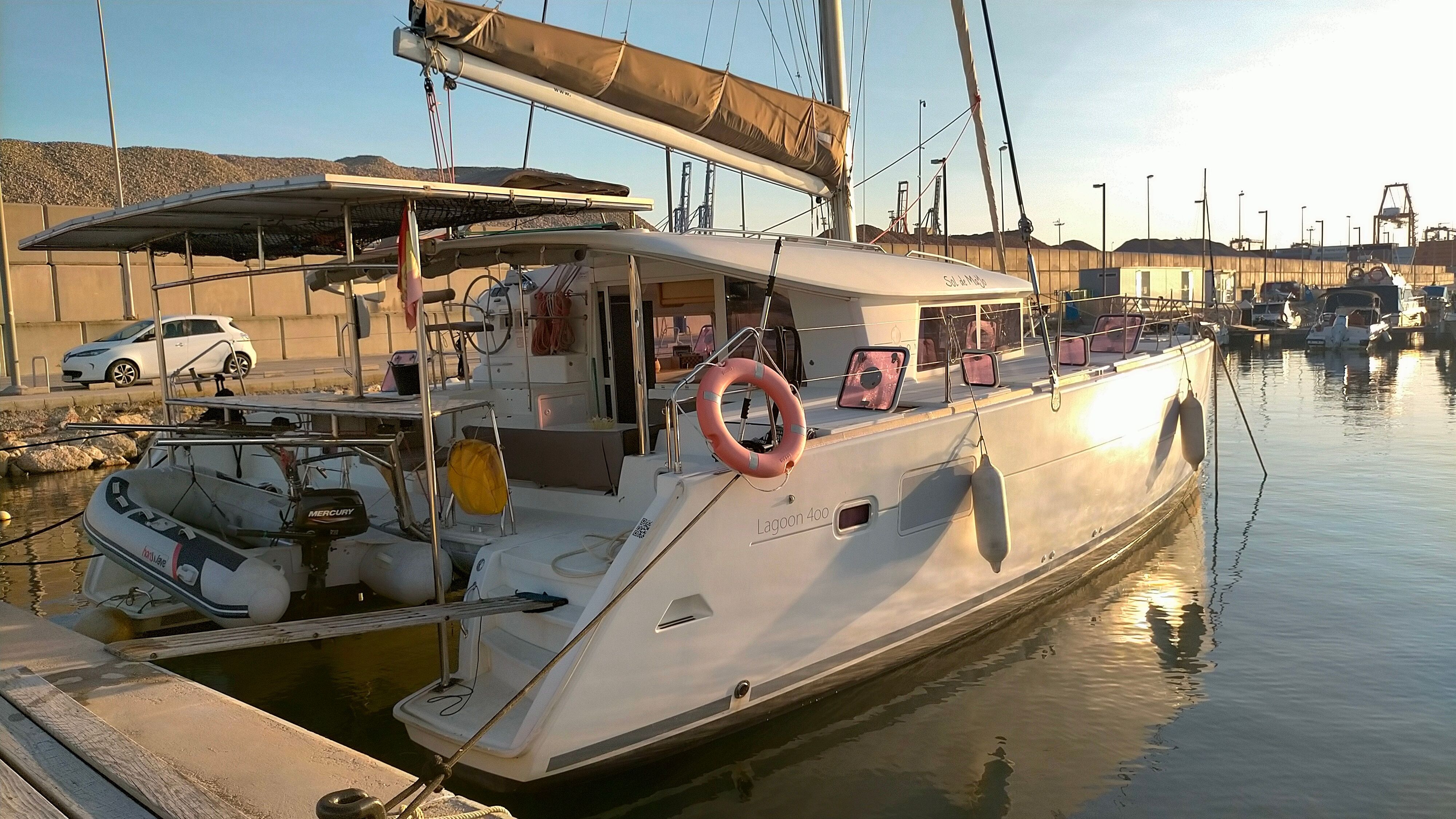 2010 Lagoon 400