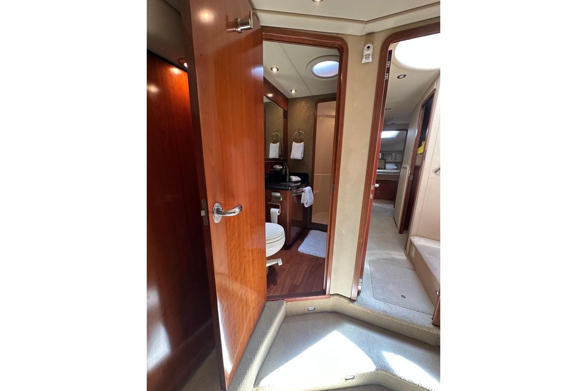 2005 Sea Ray 58 