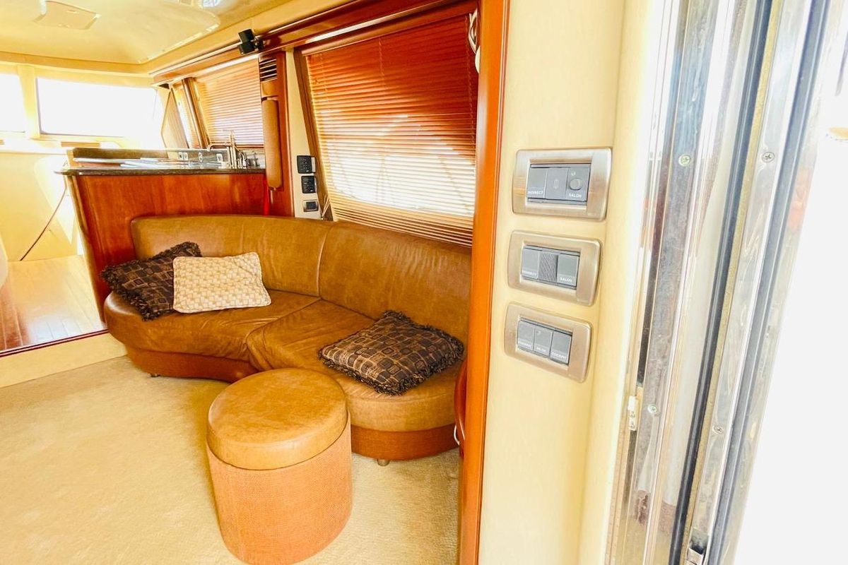 2005 Sea Ray 58 