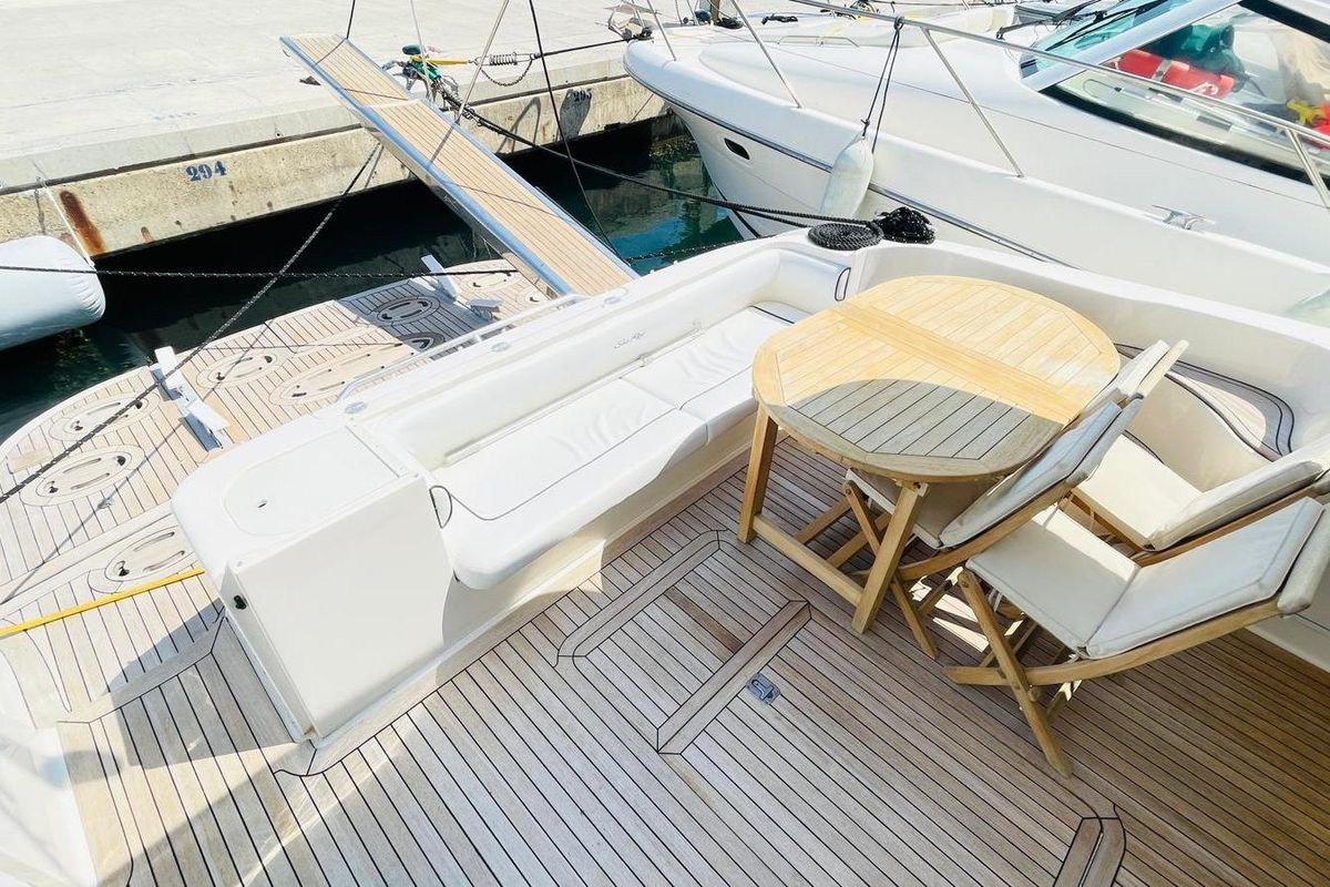 2005 Sea Ray 58 