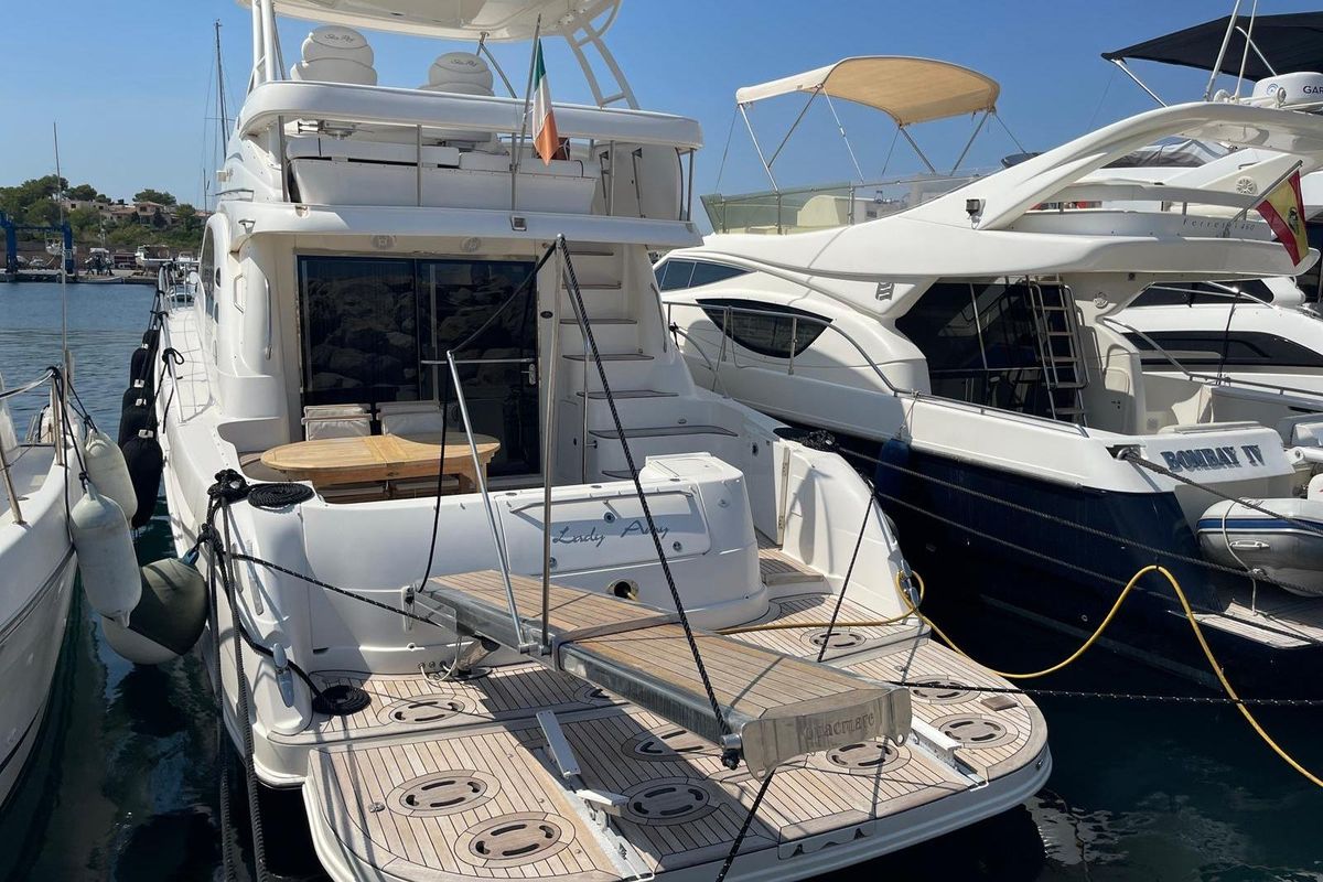 2005 Sea Ray 58 