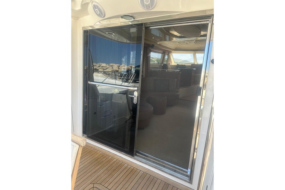 2005 Sea Ray 58 