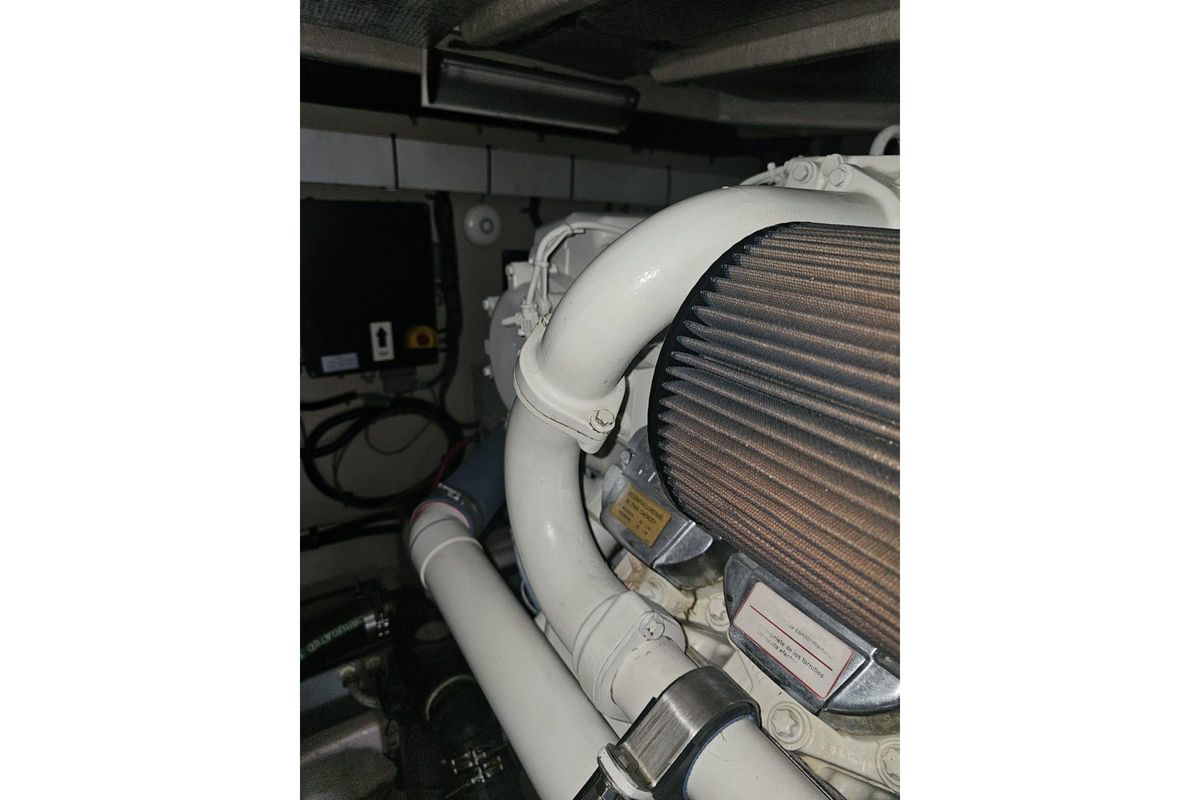 2005 Sea Ray 58 