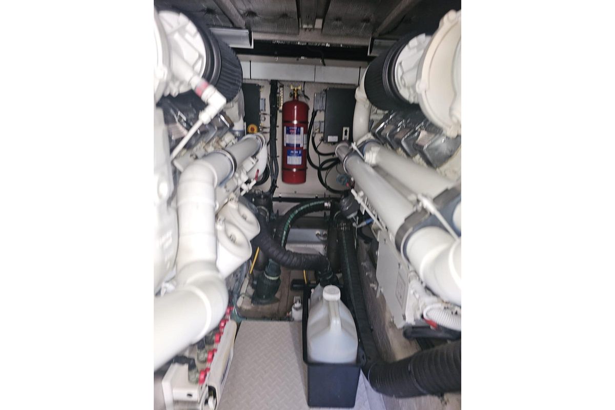 2005 Sea Ray 58 