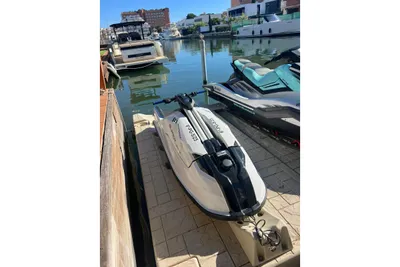 2014 Yamaha WaveRunner SuperJet