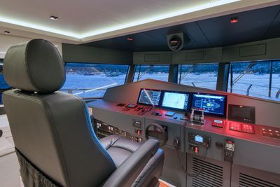 Yacht