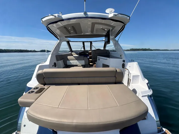  Yacht Photos Pics 2015 Regal 35 Sport Coupe - Image 8