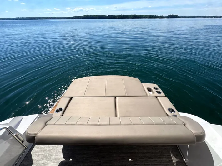  Yacht Photos Pics 2015 Regal 35 Sport Coupe - Image 38