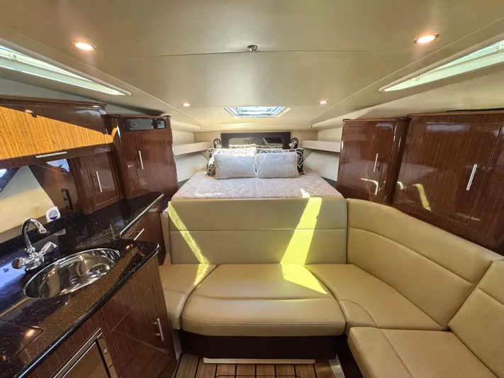  Yacht Photos Pics 2015 Regal 35 Sport Coupe - Image 27