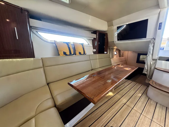  Yacht Photos Pics 2015 Regal 35 Sport Coupe - Image 31