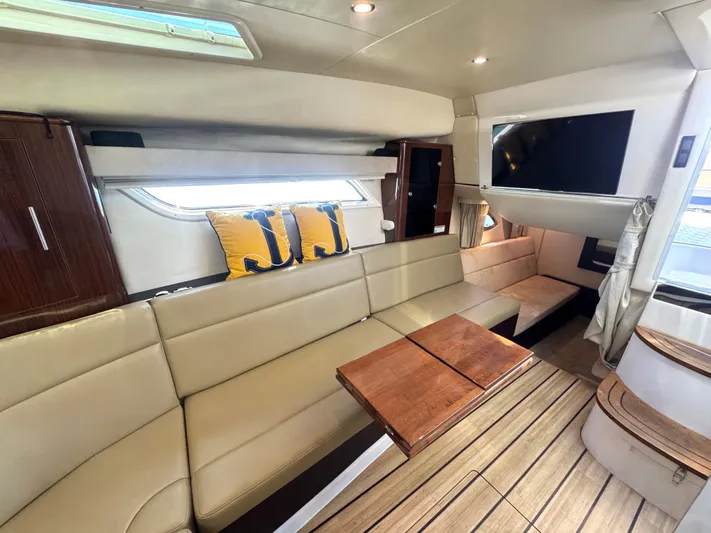  Yacht Photos Pics 2015 Regal 35 Sport Coupe - Image 30