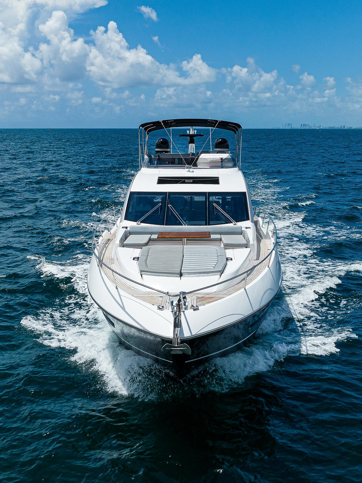 2019 Sunseeker Sport Yacht