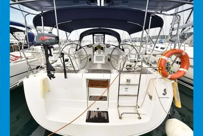 Beneteau Oceanis 43
