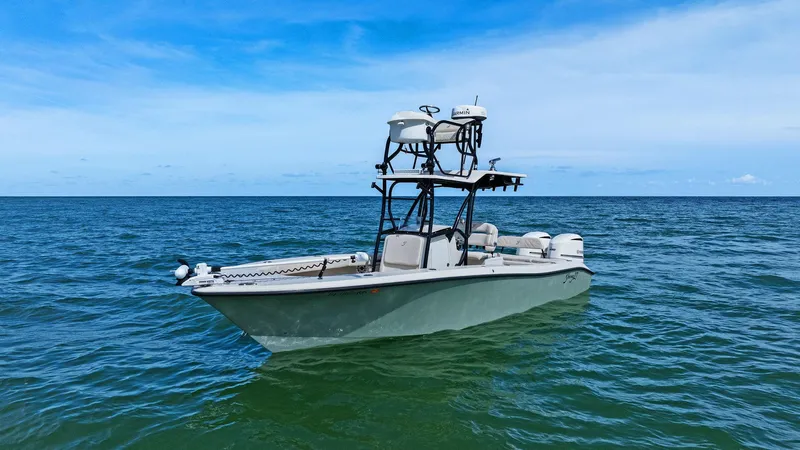  Yacht Photos Pics 2017 Young Boats 27 - Profile Bow 3/4 Port