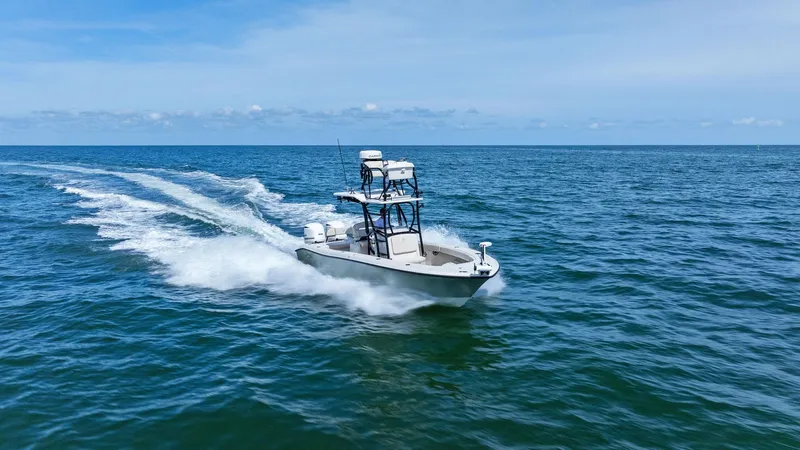  Yacht Photos Pics 2017 Young Boats 27 - Profile Bow 3/4 Starboard