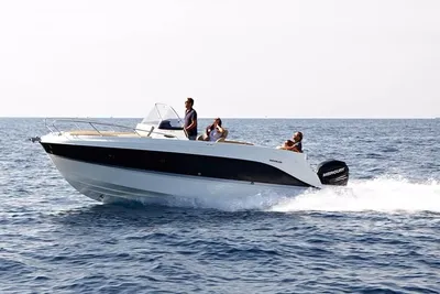 2021 Quicksilver Activ 805 Sundeck