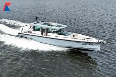 2023 Axopar 37 XC Cross Cabin Mediterrana Edition