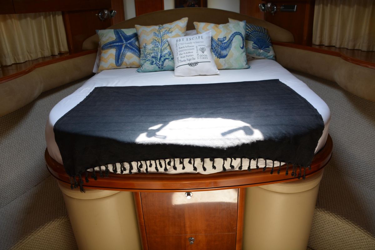 2005 Princess 61 
