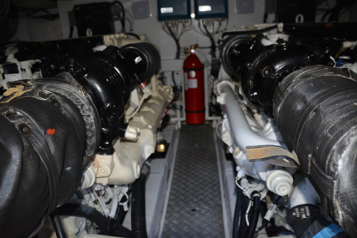 2005 Princess 61 