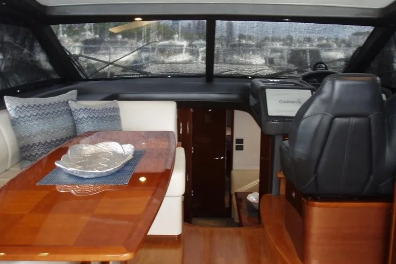 Off Season Yacht Photos Pics Princess 48 OFF SEASON - Salon Table & Helm