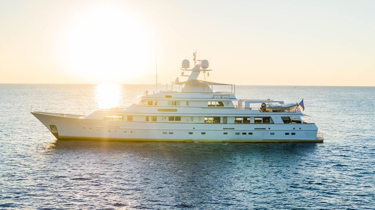 1991-156-feadship-156