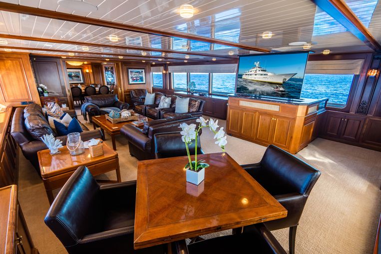 1991-156-feadship-156