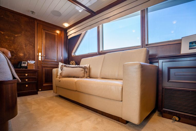 1991-156-feadship-156