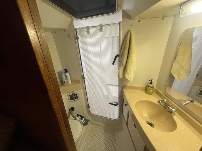 Bella Vita Yacht Photos Pics 