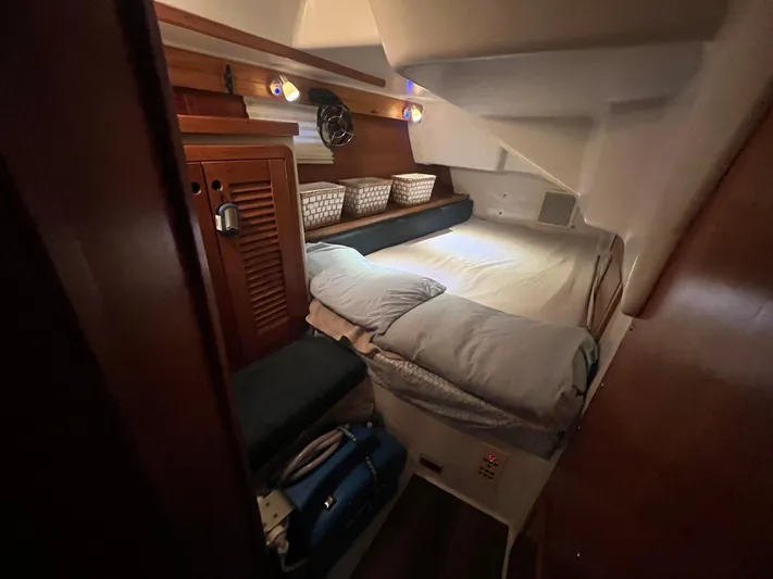 Bella Vita Yacht Photos Pics 